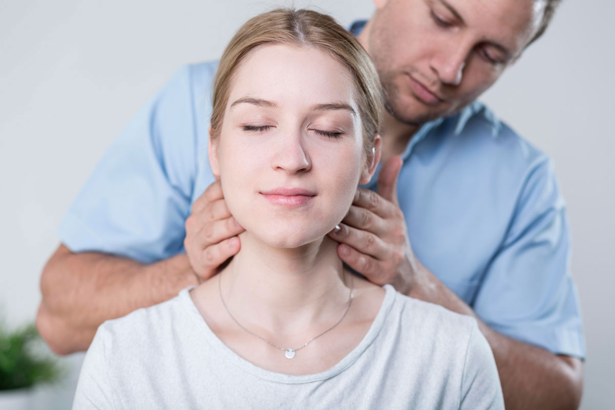 Erősítő gyógytorna a fej és a nyak fájdalma ellen